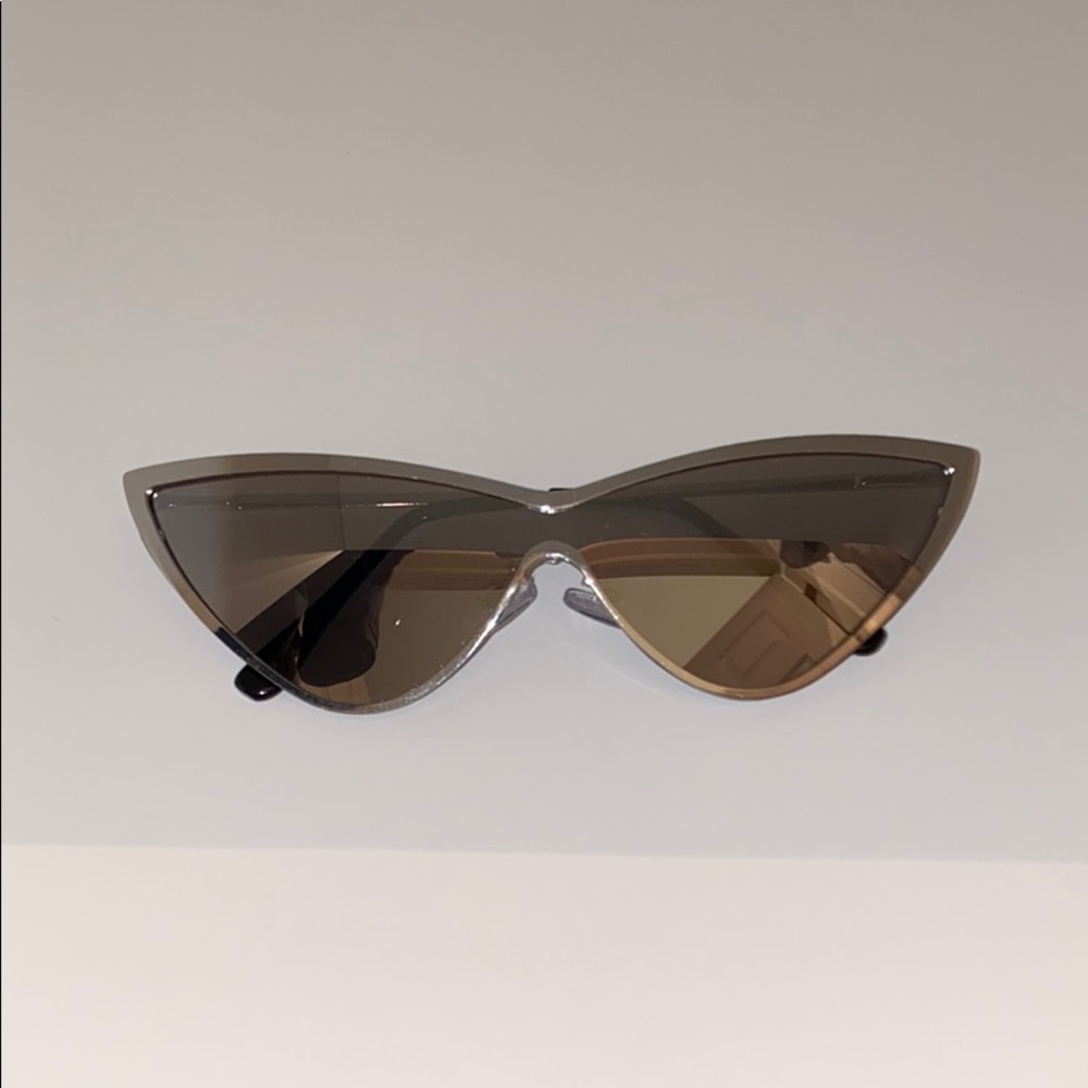 F21 | Cat eye sunglasses